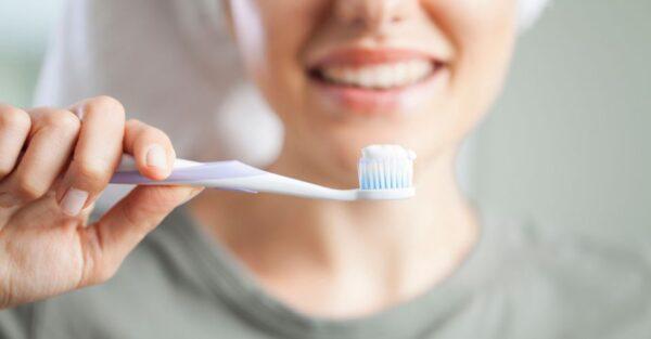 Tipos de dentífricos ¿Cuál es el que mejor se adapta a ti | Types of toothpastes: Which one best suits you?